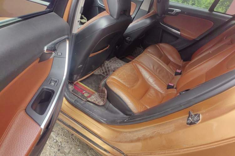 Used Volvo S60 2012 T5 Zhiya Edition Left Rear Seat