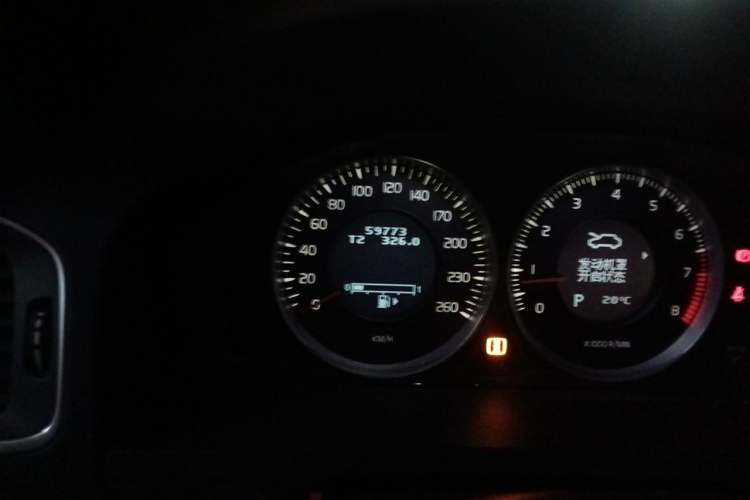Used Volvo S60 2012 T5 Prestige Edition Odometer Close Up