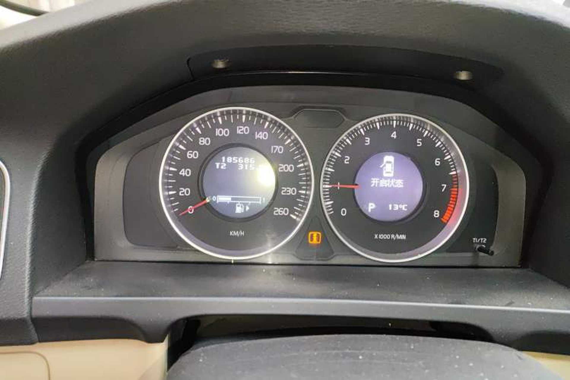 Used Volvo S60 2012 T5 Comfort Edition Odometer Close Up