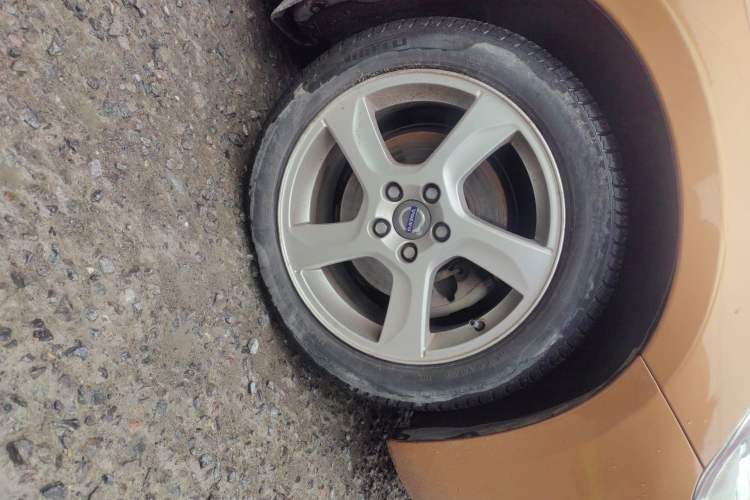 Used Volvo S60 2012 T5 Zhiya Edition Right Front Wheel Hub