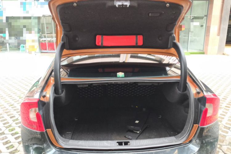 Used Volvo S60 2012 T5 Comfort Edition Trunk