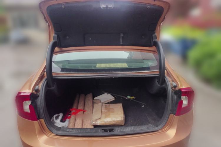 Used Volvo S60 2012 T5 Zhiya Edition Trunk