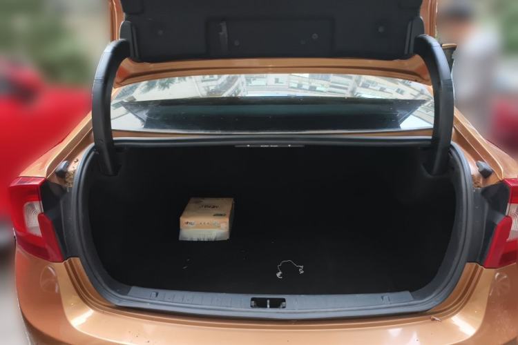 Used Volvo S60 2012 1.6T DRIVe ZhiShang Edition Trunk