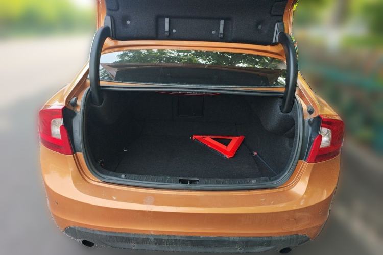 Used Volvo S60 2012 T5 Comfort Edition Trunk