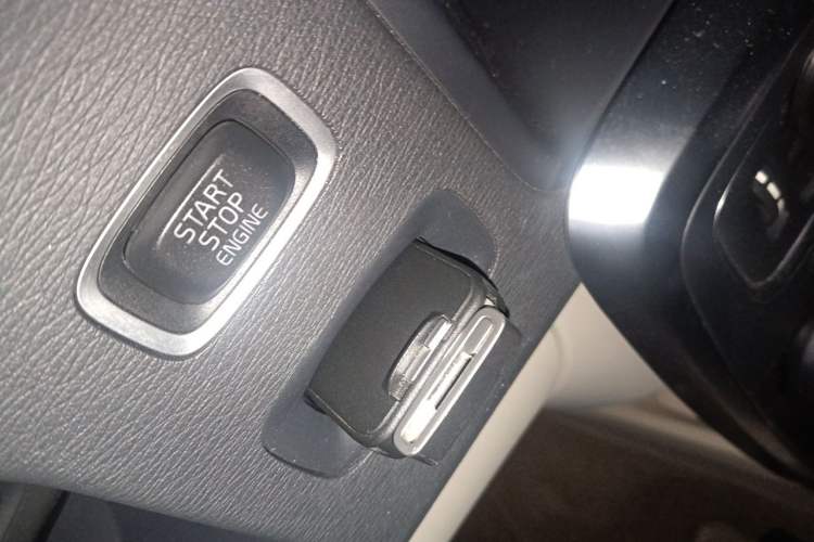 Used Volvo S60 2012 T5 Prestige Edition Vehicle Key