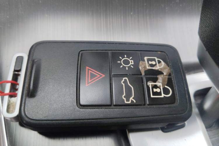 Used Volvo S60 2012 T5 Comfort Edition Vehicle Key