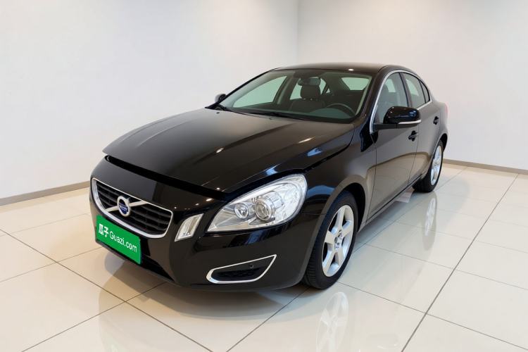 Used Volvo S60 2013 T5 Zhiya Edition Guazi used car, China used car export, Used car for sale, Used Volvo cars, Cheapest cars for sale