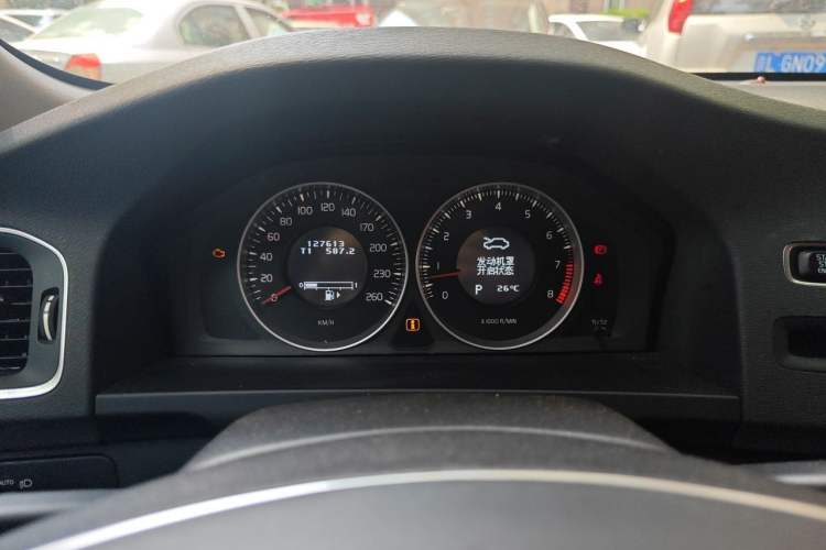 Used Volvo S60 2013 T5 Zhiya Edition Instrument Cluster