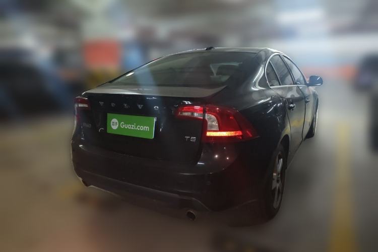 Used Volvo S60 2013 T5 Zhiya Edition Rear Right 45 Deg
