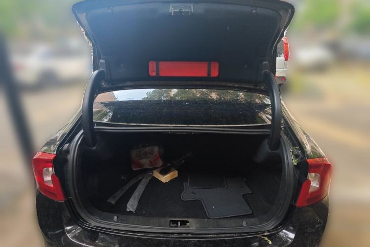 Used Volvo S60 2013 T5 Zhiya Edition Trunk