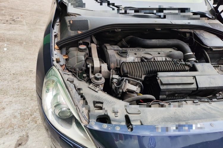 Used Volvo S60 2013 T5 Smart Edition Engine Bay Right