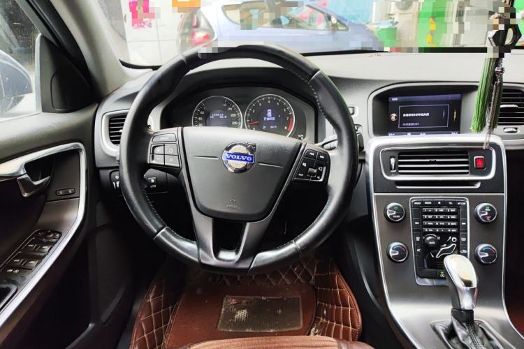Used Volvo S60 2013 T5 Smart Edition Steering Wheel