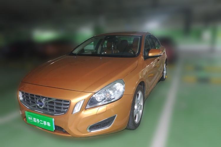 Used Volvo S60 2013 T5 Comfort Edition Guazi used car, China used car export, Used car for sale, Used cars, Cheapest cars for sale
