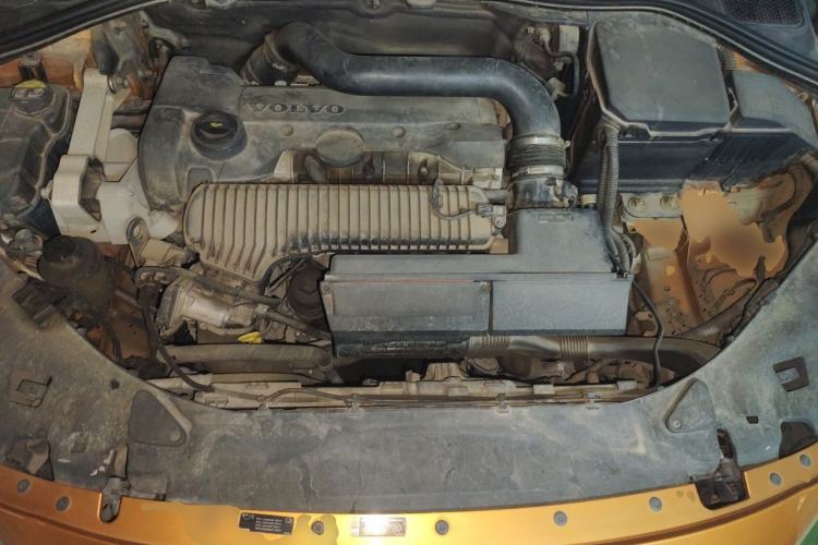 Used Volvo S60 2013 T5 Comfort Edition Engine Bay