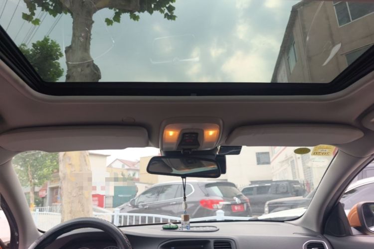 Used Volvo S60 2013 T5 Comfort Edition Headliner
