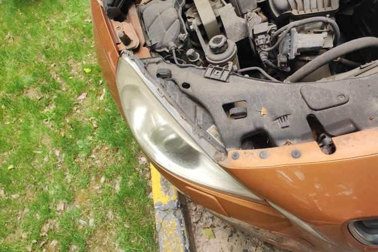Used Volvo S60 2013 T5 Comfort Edition Right Front Headlight