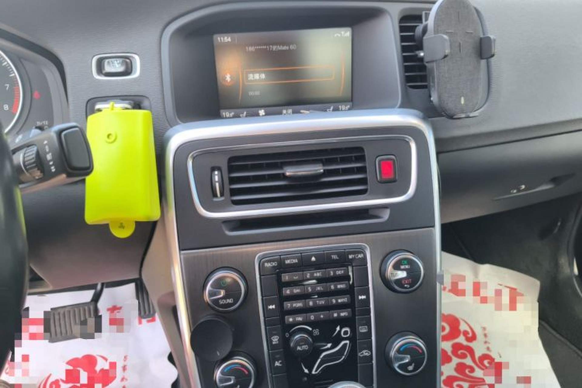Used Volvo S60 2013 T5 Comfort Edition Audio And AC Panel