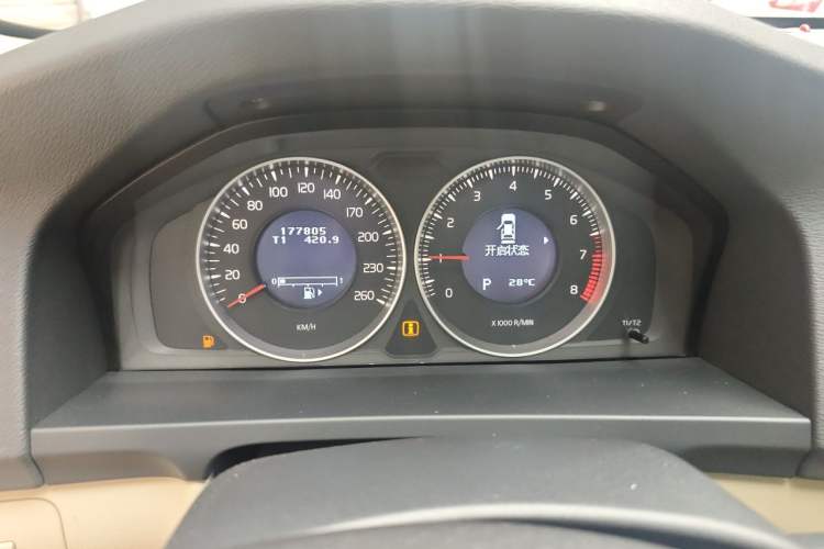 Used Volvo S60 2013 T5 Comfort Edition Instrument Cluster