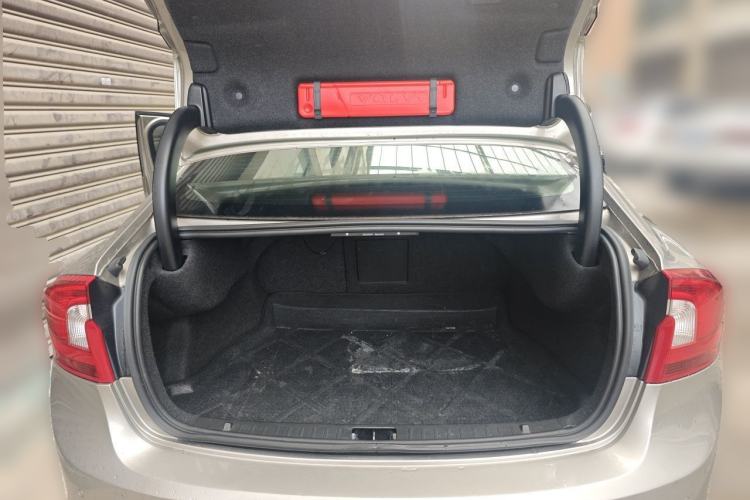 Used Volvo S60 2013 T5 Comfort Edition Trunk