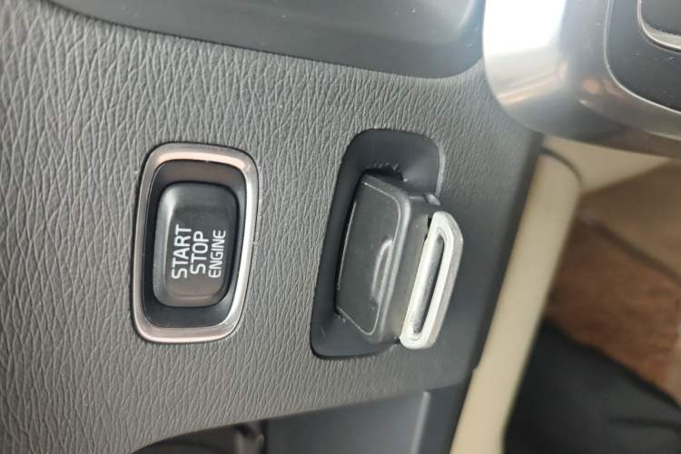 Used Volvo S60 2013 T5 Comfort Edition Vehicle Key