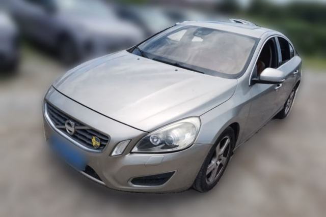 Used Volvo S60 2013 T5 Comfort Edition