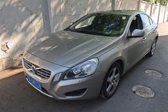 Used Volvo S60 2013 T5 Comfort Edition