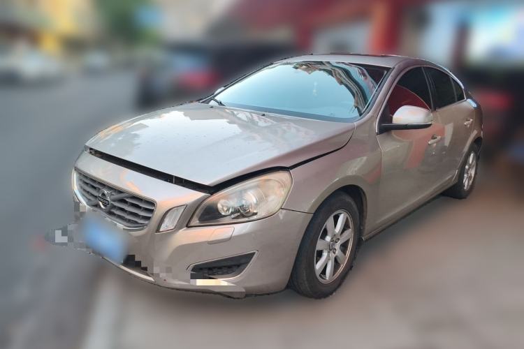 Used Volvo S60 2013 T5 Smart Edition Guazi used car, China used car export, Used car for sale, Used cars, Cheapest cars for sale