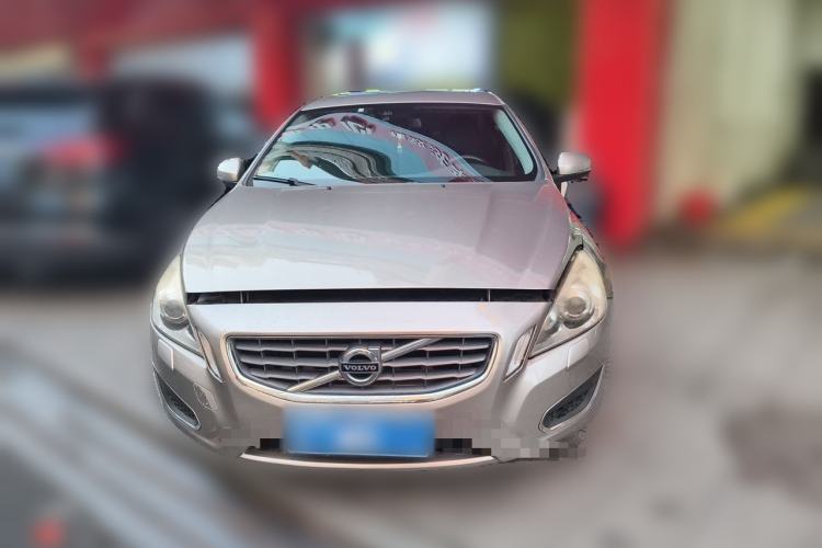 Used Volvo S60 2013 T5 Smart Edition Front