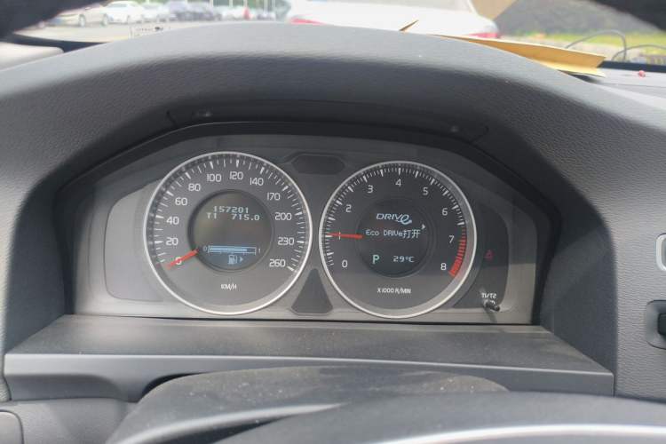 Used Volvo S60 2013 T5 Zhiya Edition Instrument Cluster
