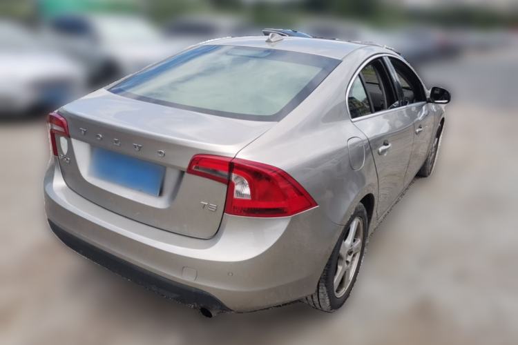 Used Volvo S60 2013 T5 Comfort Edition Rear Right 45 Deg