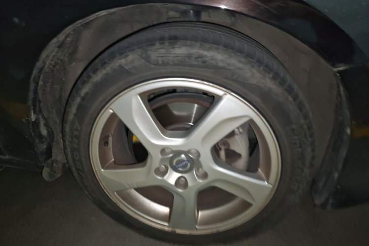 Used Volvo S60 2013 T5 Zhiya Edition Right Front Wheel Hub