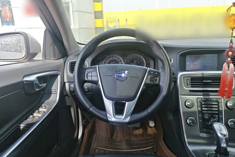 Used Volvo S60 2013 T5 Comfort Edition Steering Wheel