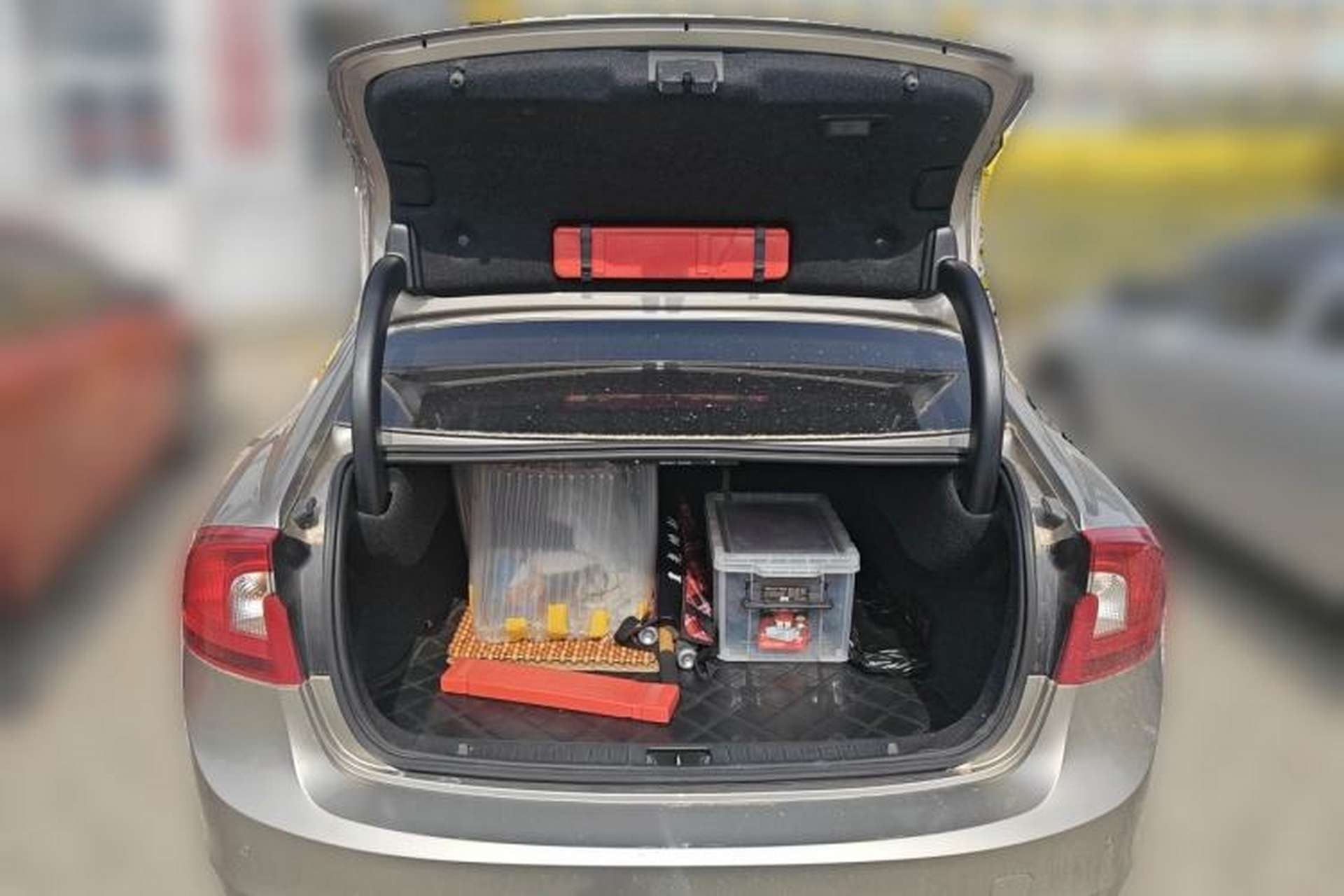 Used Volvo S60 2013 T5 Comfort Edition Trunk