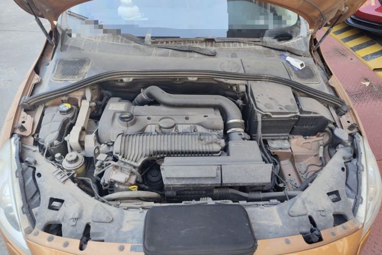 Used Volvo S60 2013 T5 Comfort Edition Engine Bay