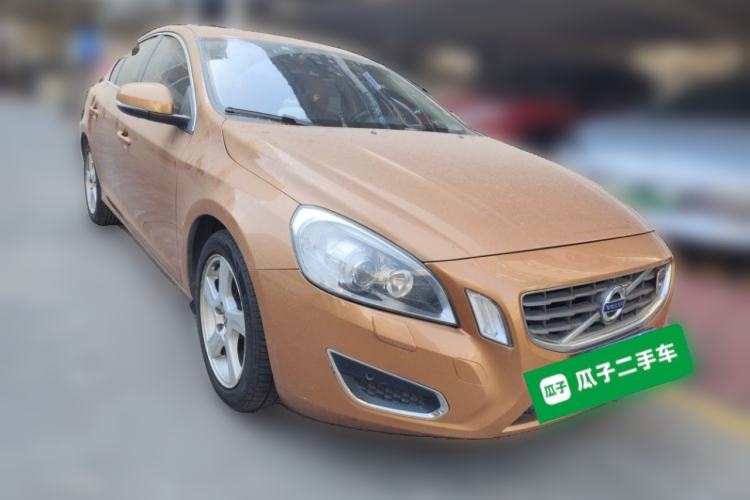 Used Volvo S60 2013 T5 Comfort Edition Front Right 45 Deg