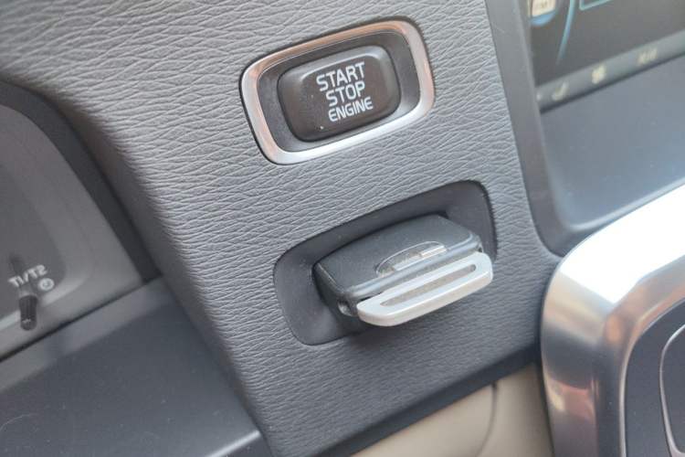 Used Volvo S60 2013 T5 Comfort Edition Vehicle Key