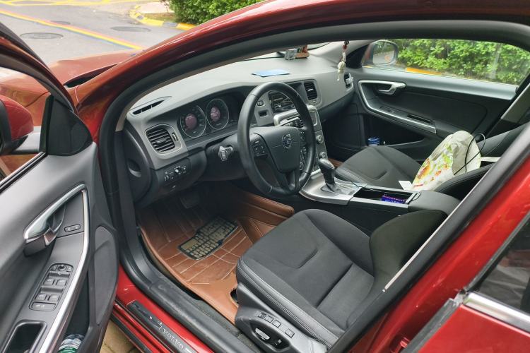 Used Volvo S60 2013 T5 Smart Edition Driver Seat