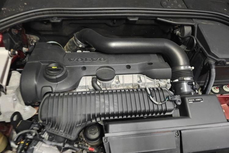 Used Volvo S60 2013 T5 Comfort Edition Engine Bay