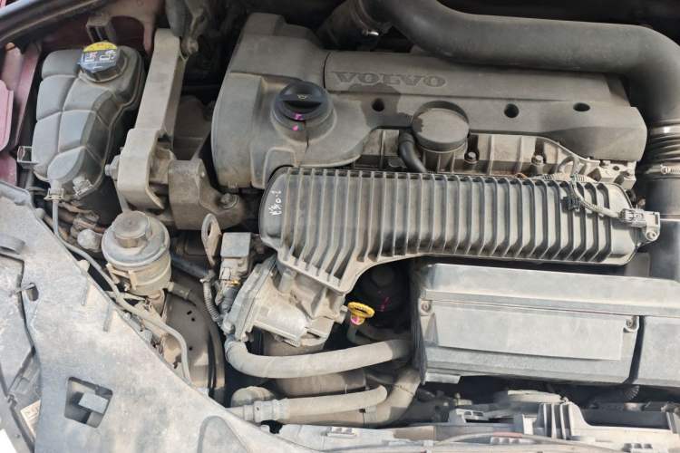Used Volvo S60 2013 T5 Smart Edition Engine Bay Right
