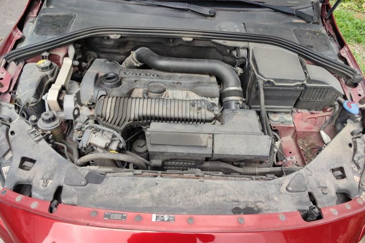 Used Volvo S60 2013 T5 Comfort Edition Engine Bay