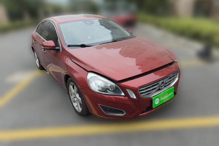 Used Volvo S60 2013 T5 Comfort Edition Exterior 2