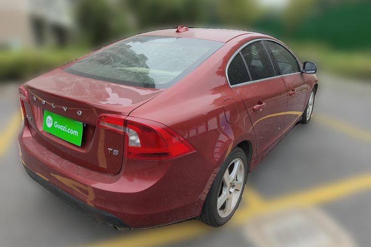 Used Volvo S60 2013 T5 Comfort Edition Exterior 5