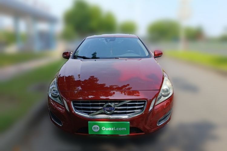 Used Volvo S60 2013 T5 Smart Edition Front