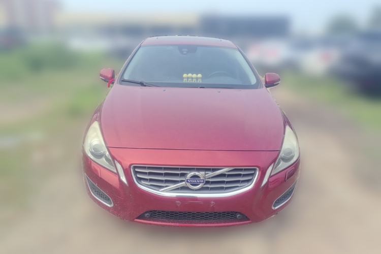 Used Volvo S60 2013 T5 Comfort Edition Front