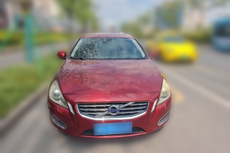 Used Volvo S60 2013 T5 Smart Edition Front