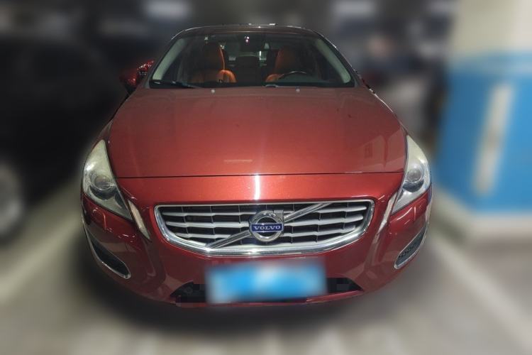 Used Volvo S60 2013 T5 Comfort Edition Front