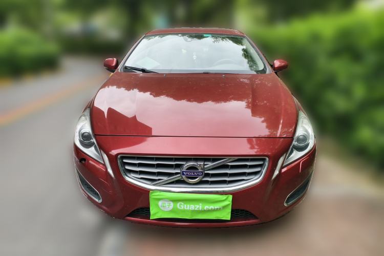 Used Volvo S60 2013 T5 Smart Edition Front