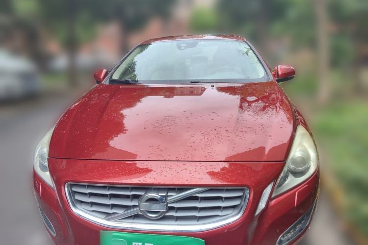 Used Volvo S60 2013 T5 Comfort Edition Front