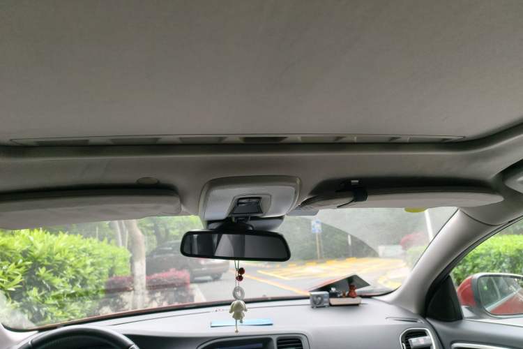 Used Volvo S60 2013 T5 Smart Edition Headliner