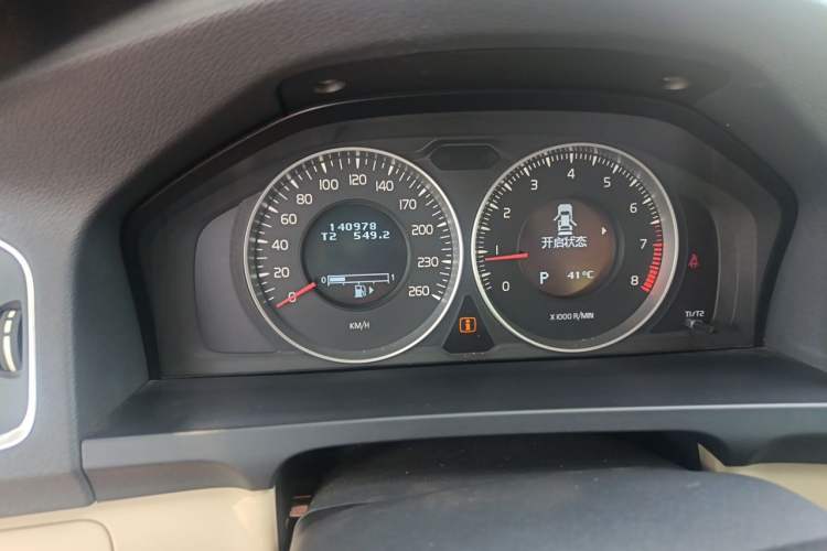 Used Volvo S60 2013 T5 Comfort Edition Instrument Cluster
